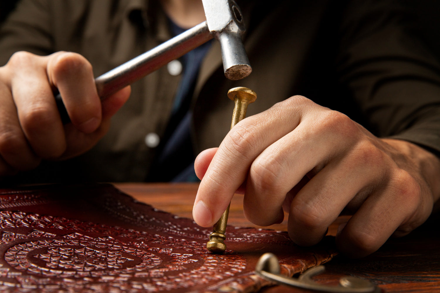 Get a Taste of Your Creativity with Personalised Leather Customisation