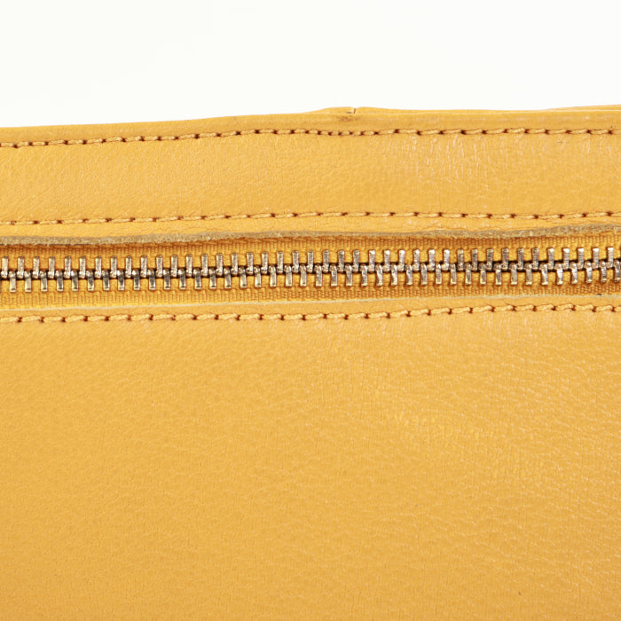 Large Leather Crossbody Wallet